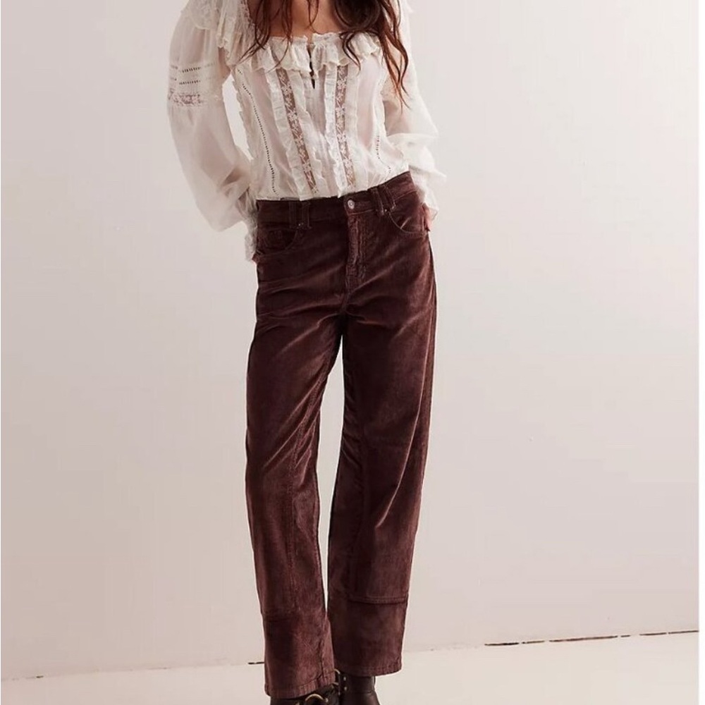 FREE PEOPLE We The Free Risk Taker Cord
Jeans / Chocolate Truffle